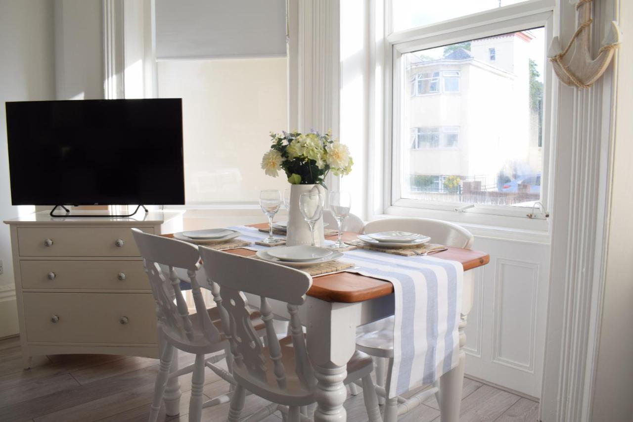 بورنماوث The Bay Beach Apartments المظهر الخارجي الصورة
